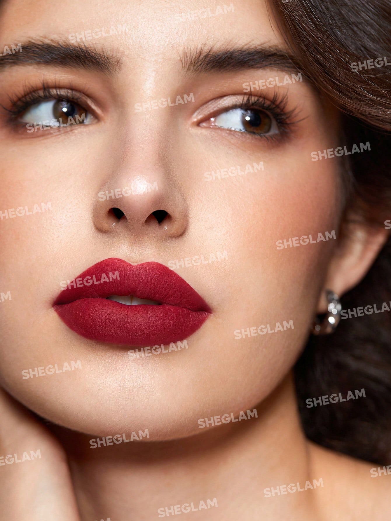 رژلب مات شیگلم Matte Allure رنگ Carnival 530