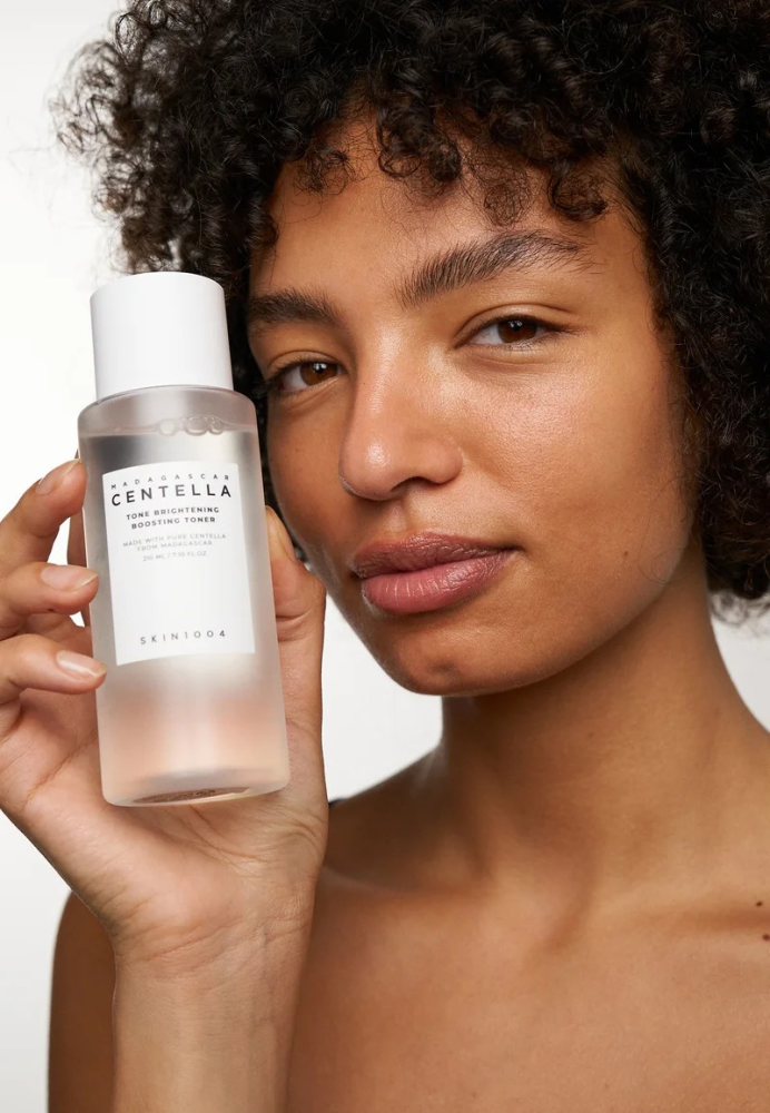 تونر روشن کننده ضدلک سنتلا boosting toner حجم 210